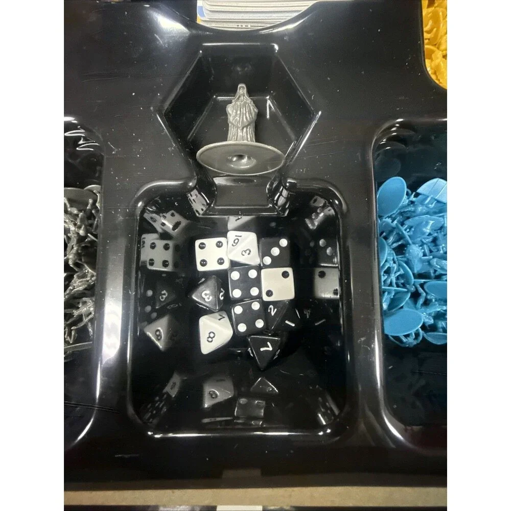 2005 Star Wars Risk Clone Wars Edition by Hasbro Complete in Amazing Condition!